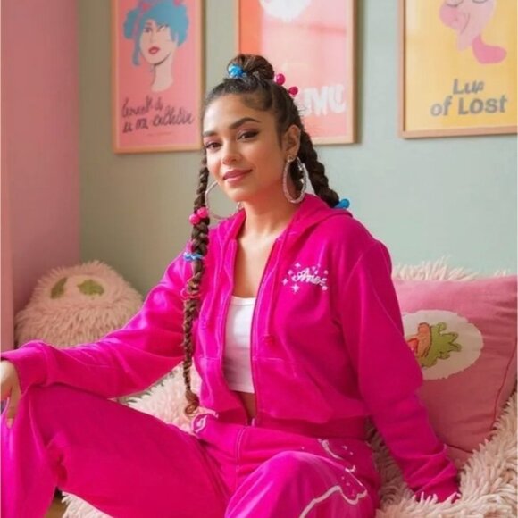 Aries Velour Embroidered Hoodie – by HOROSCOPEZ Pink Zodiac Astrology Jacket M - Picture 3 of 4